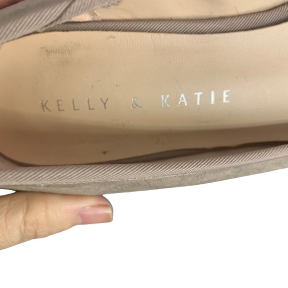 KELLY & KATIE Taupe Elerana Bow Ballet Flats - Picture 9 of 10